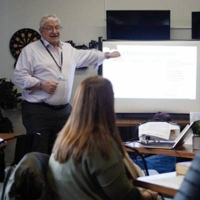 Multiply lecturer Paul Goode delivering a ‘Budgeting for Life’ workshop at Brighter Futures in Rhyl