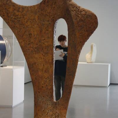 A Coleg Meirion-Dwyfor student in the Hepworth gallery in Wakefield